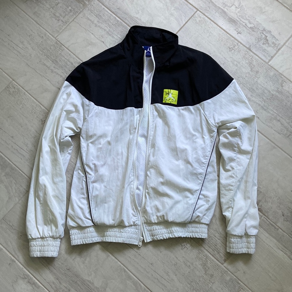 Nike black and white windbreaker